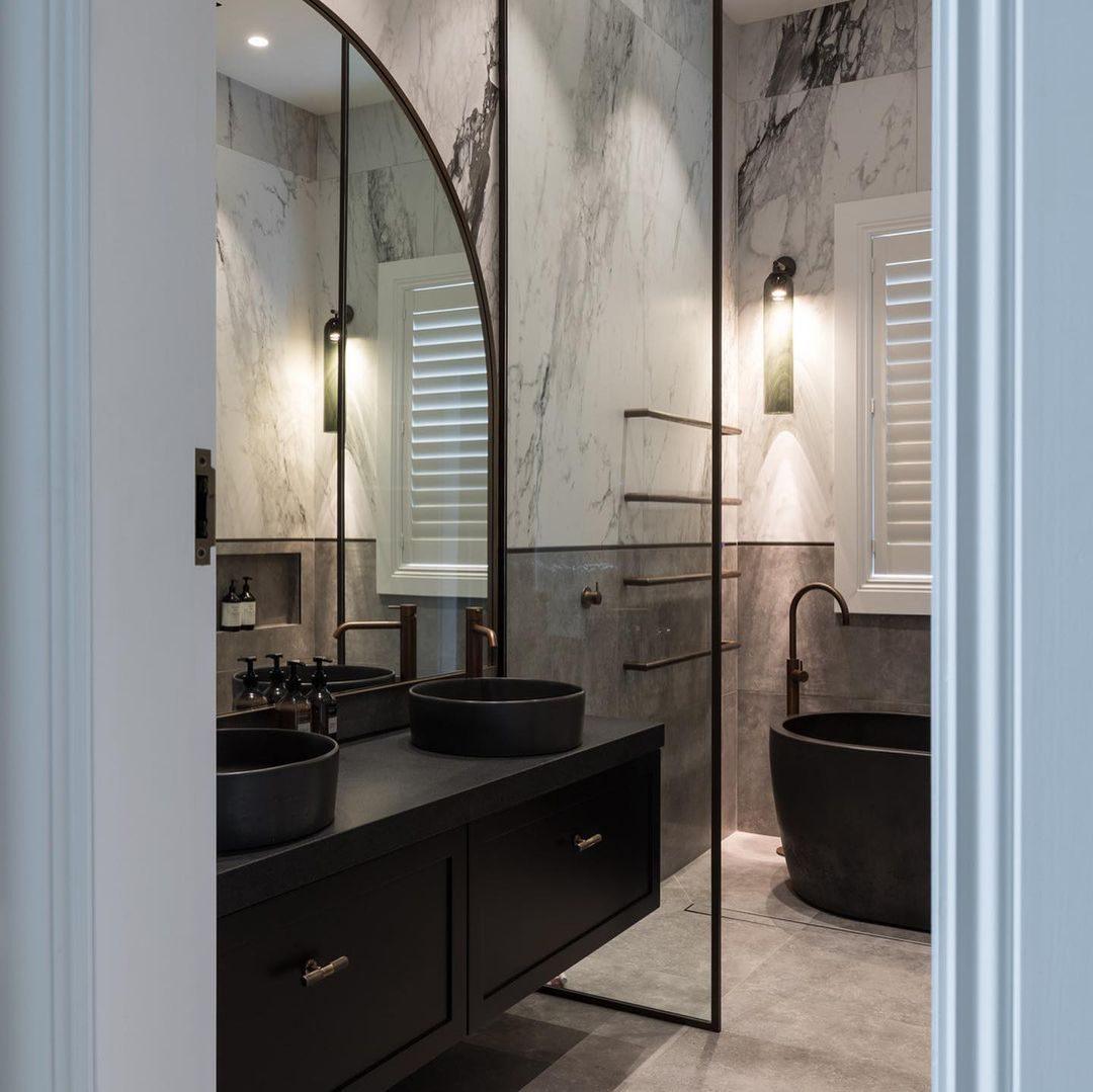 LED Art Glass Wall Sconce - Modern Decorative Light Fixture for Living Room & Hallway Lighting