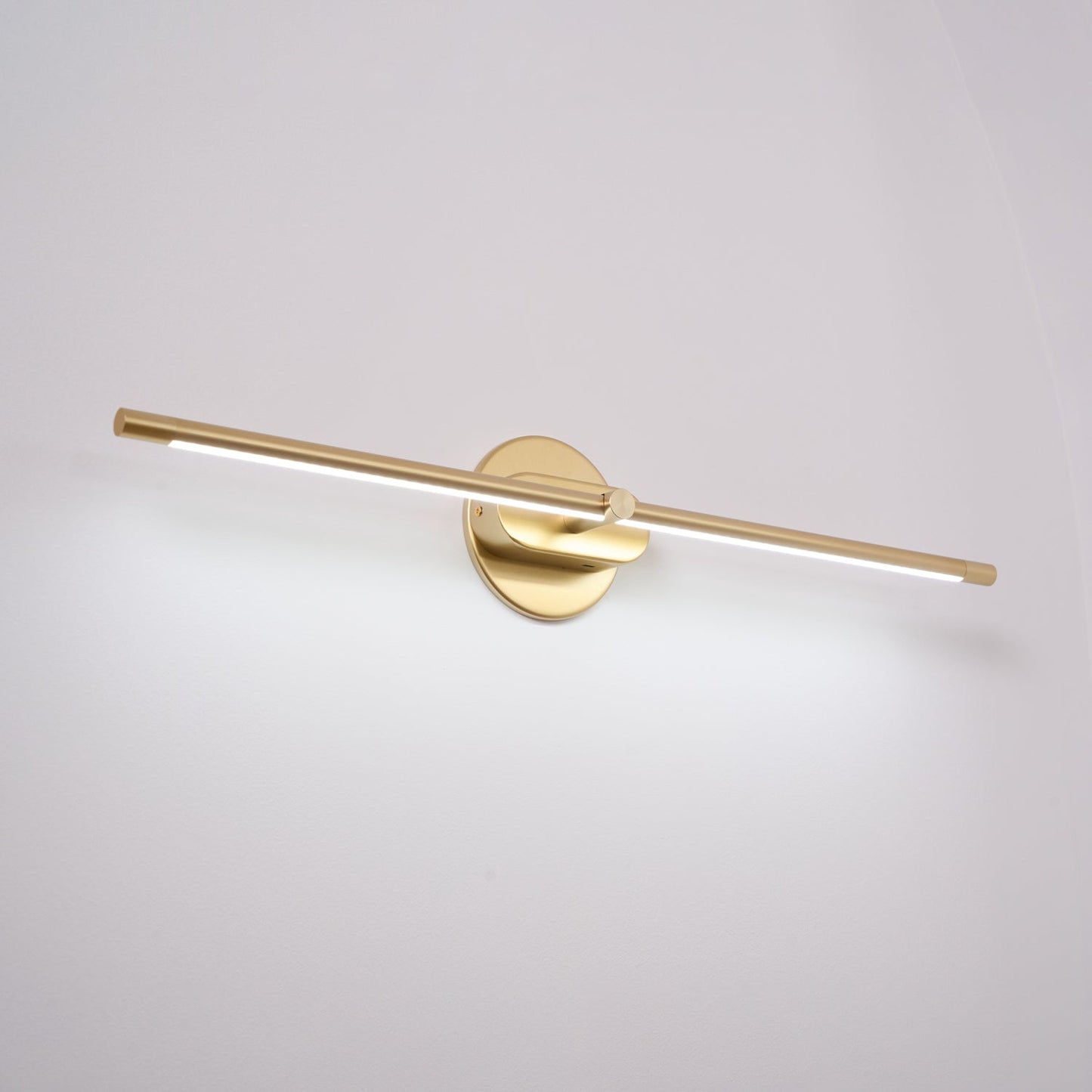 Minimalist Linear Rechargeable Wall Lamp | Touch Sensor, USB Charging & Ideal for Bathrooms and Dressing Rooms