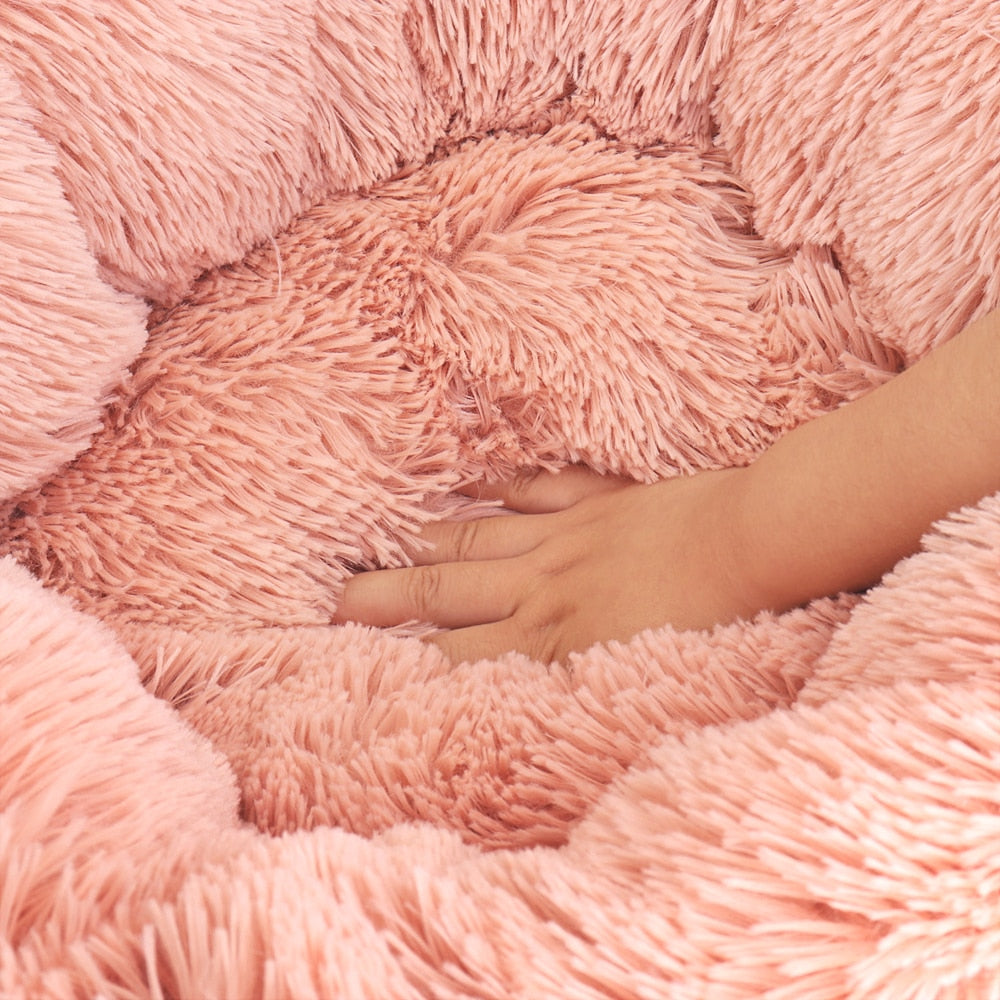 Calming Cloud Cat Bed - Soft Plush Pet Bed for Cats & Kittens, Cozy Nesting Bed for Indoor Use