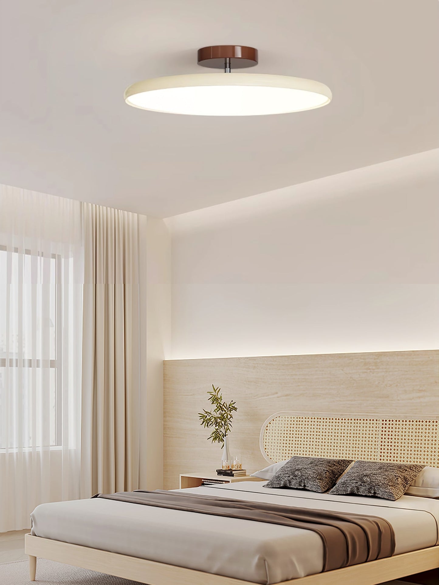 Adjustable Ceiling Lamp | Sleek Circular Design with Customizable Lighting for Indoor Spaces
