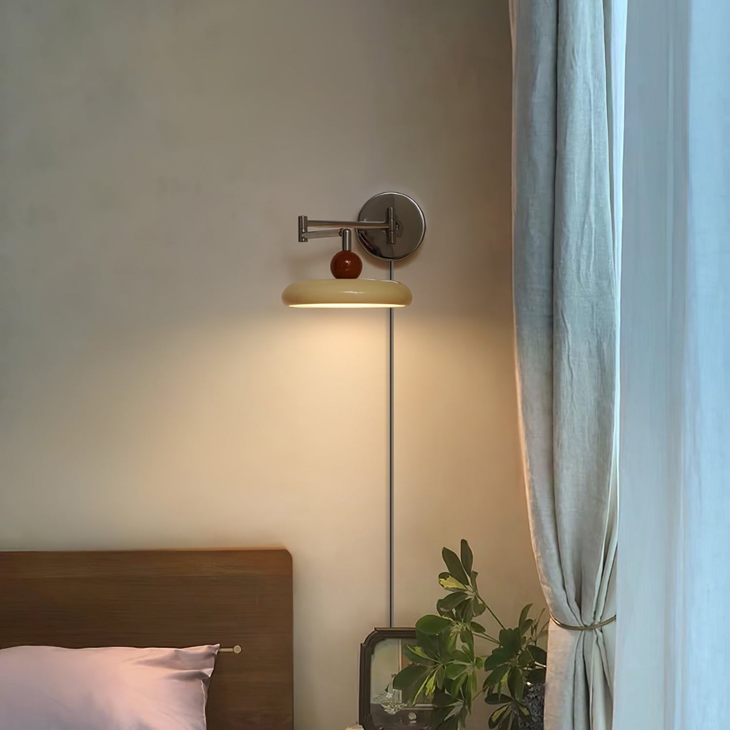 Plug-in Wall Lamp with Adjustable Arm and Warm White LED Light for Living Room & Bedroom Use