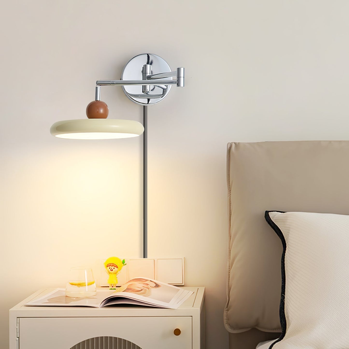 Plug-in Wall Lamp with Adjustable Arm and Warm White LED Light for Living Room & Bedroom Use