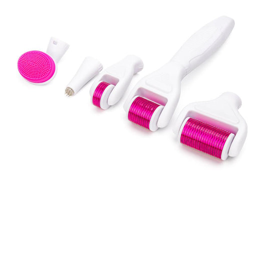 Microneedling at Home Titanium Derma Roller