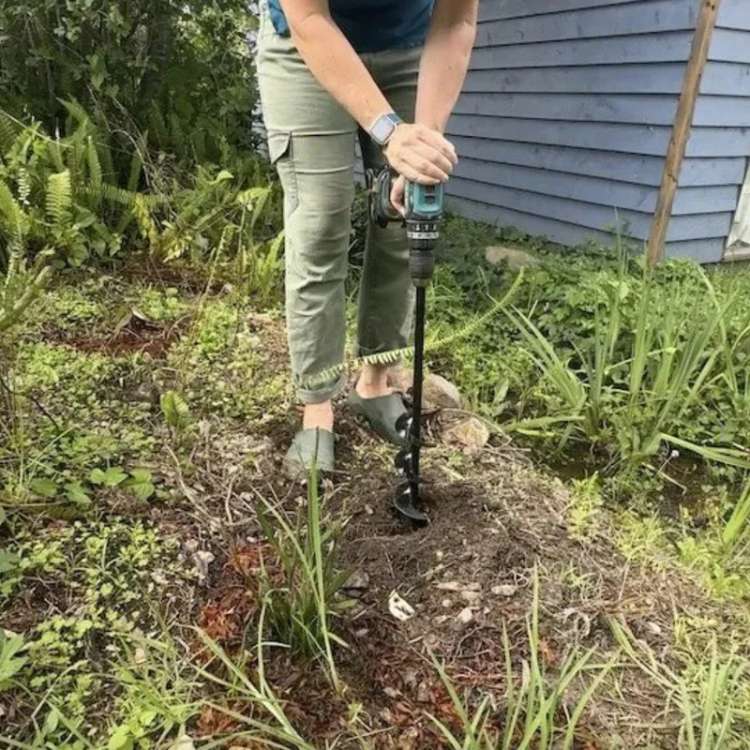 SoilBuster Garden Auger Drill Bit for Planting, Digging, and Landscaping - 3-Inch Heavy Duty Spiral Tool for Efficient Soil Preparation