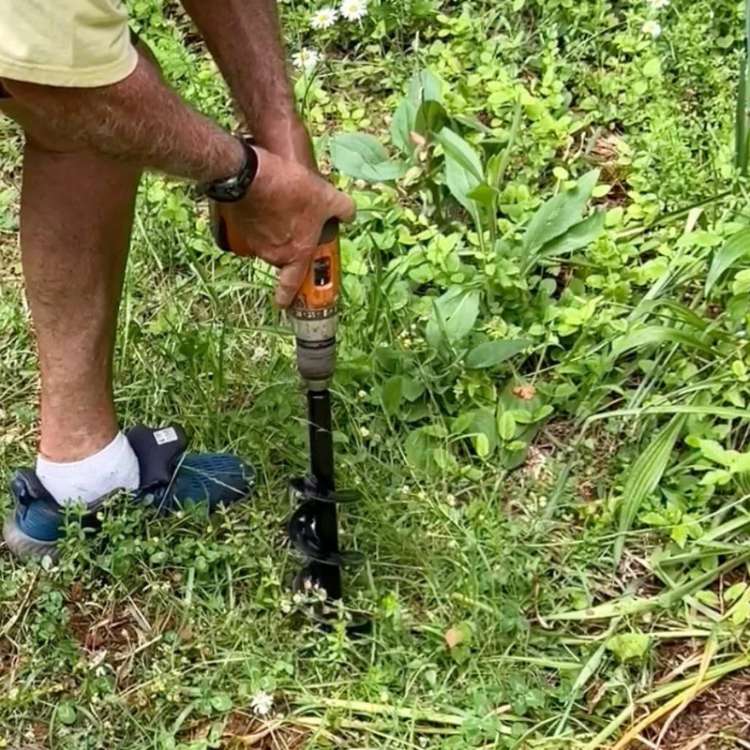 SoilBuster Garden Auger Drill Bit for Planting, Digging, and Landscaping - 3-Inch Heavy Duty Spiral Tool for Efficient Soil Preparation