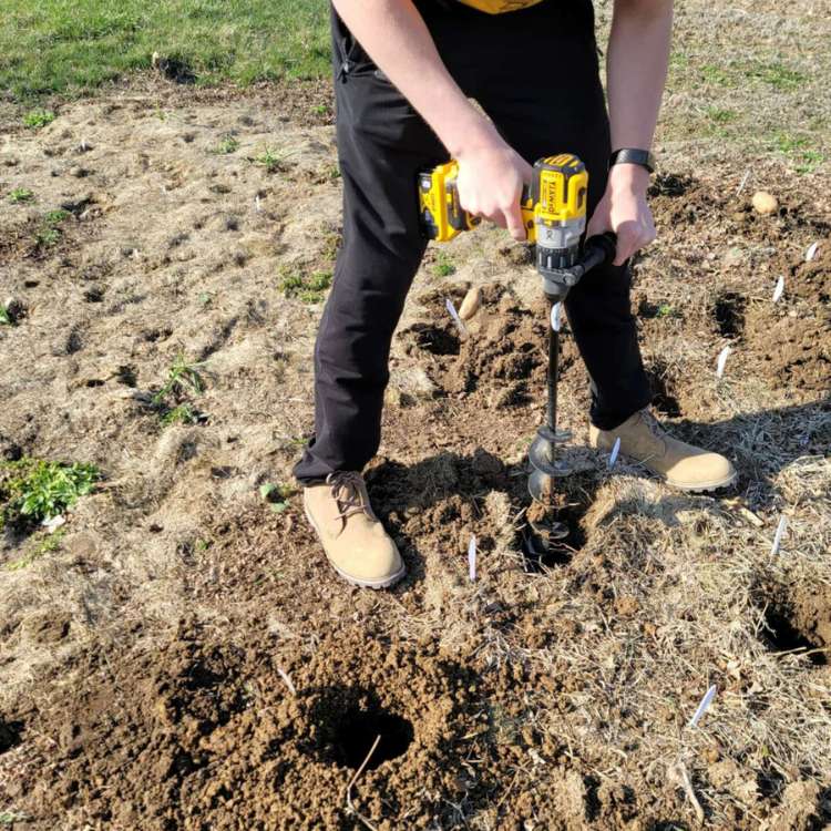 SoilBuster Garden Auger Drill Bit for Planting, Digging, and Landscaping - 3-Inch Heavy Duty Spiral Tool for Efficient Soil Preparation