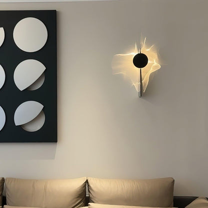 Creative Light and Shadow Wall Lamp | Stainless Steel, Integrated LED & Ideal for Indoor Use