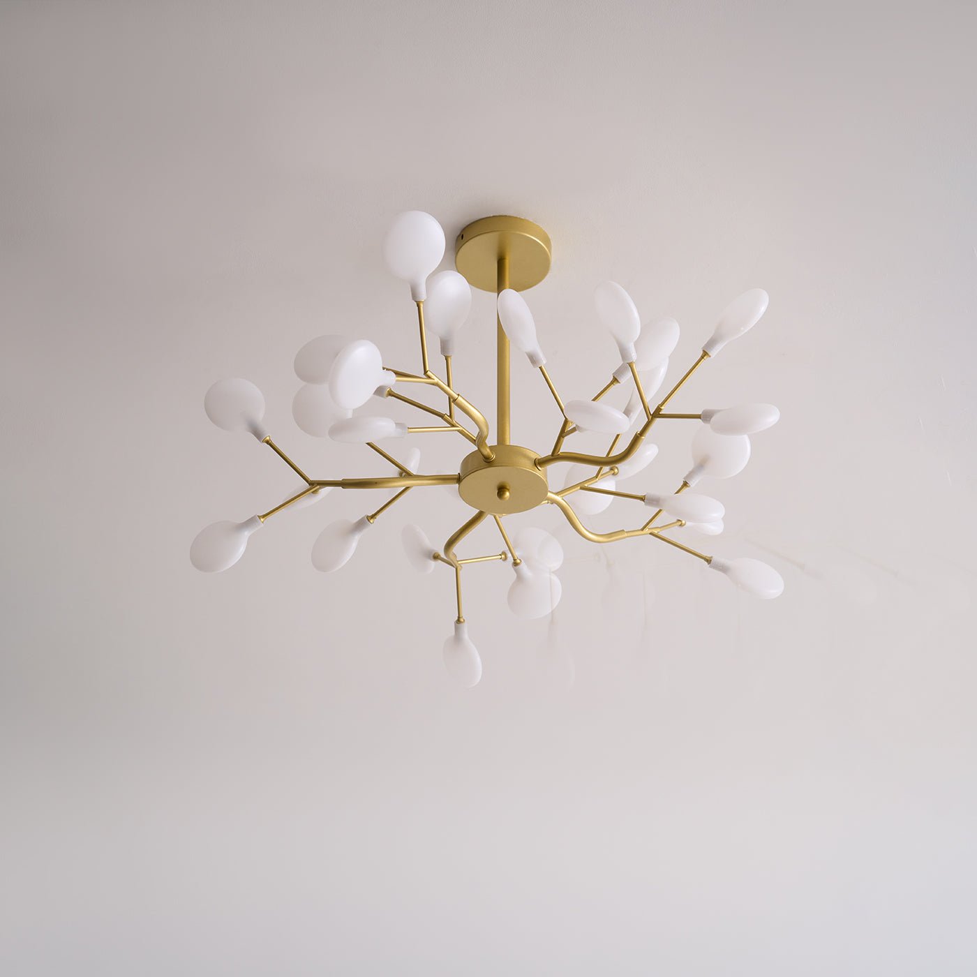 LED Firefly Luxury Chandelier | Modern Design, Indoor Use & Ideal for Living Room, Bedroom, or Restaurant