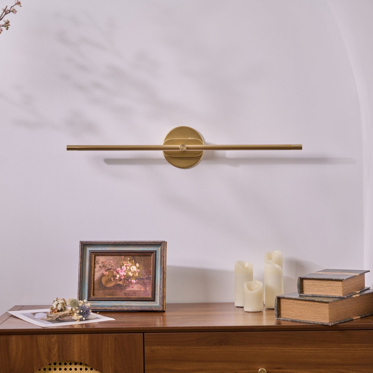 Minimalist Linear Rechargeable Wall Lamp | Touch Sensor, USB Charging & Ideal for Bathrooms and Dressing Rooms