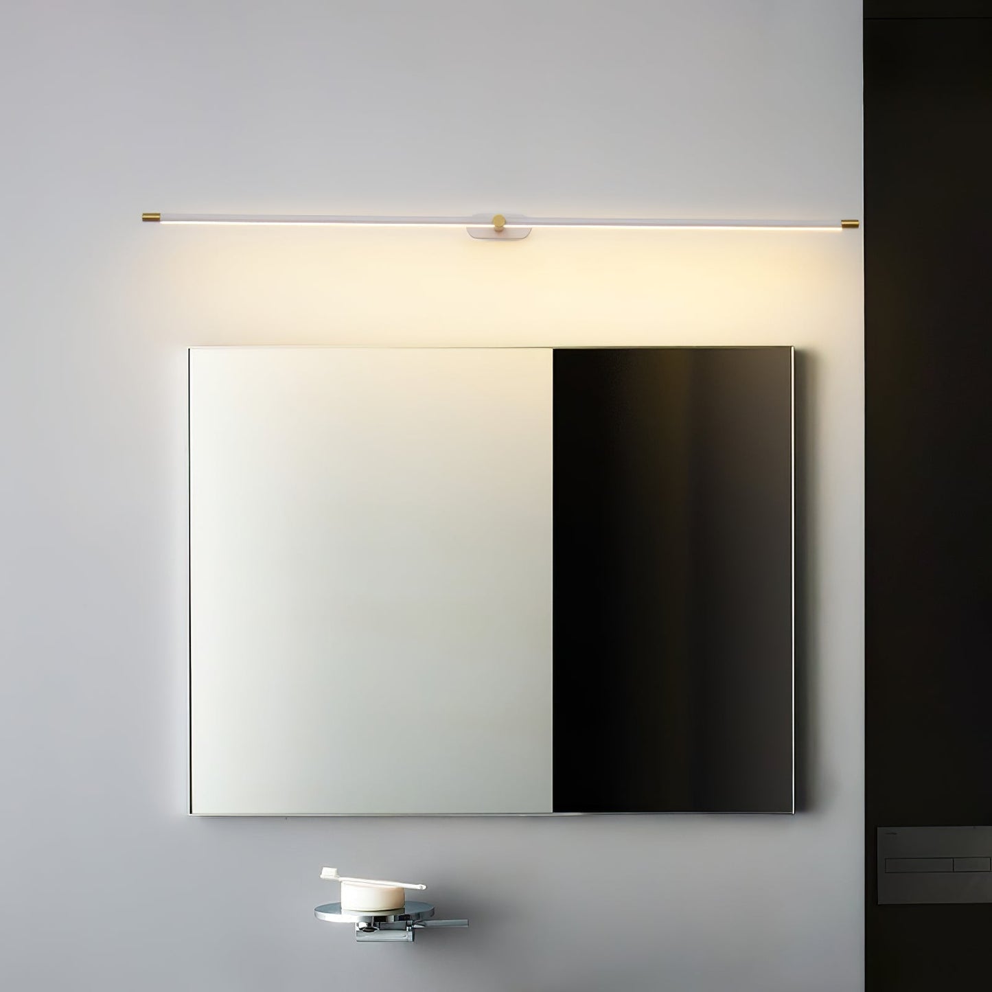 Minimalist Linear Rechargeable Wall Lamp | Touch Sensor, USB Charging & Ideal for Bathrooms and Dressing Rooms