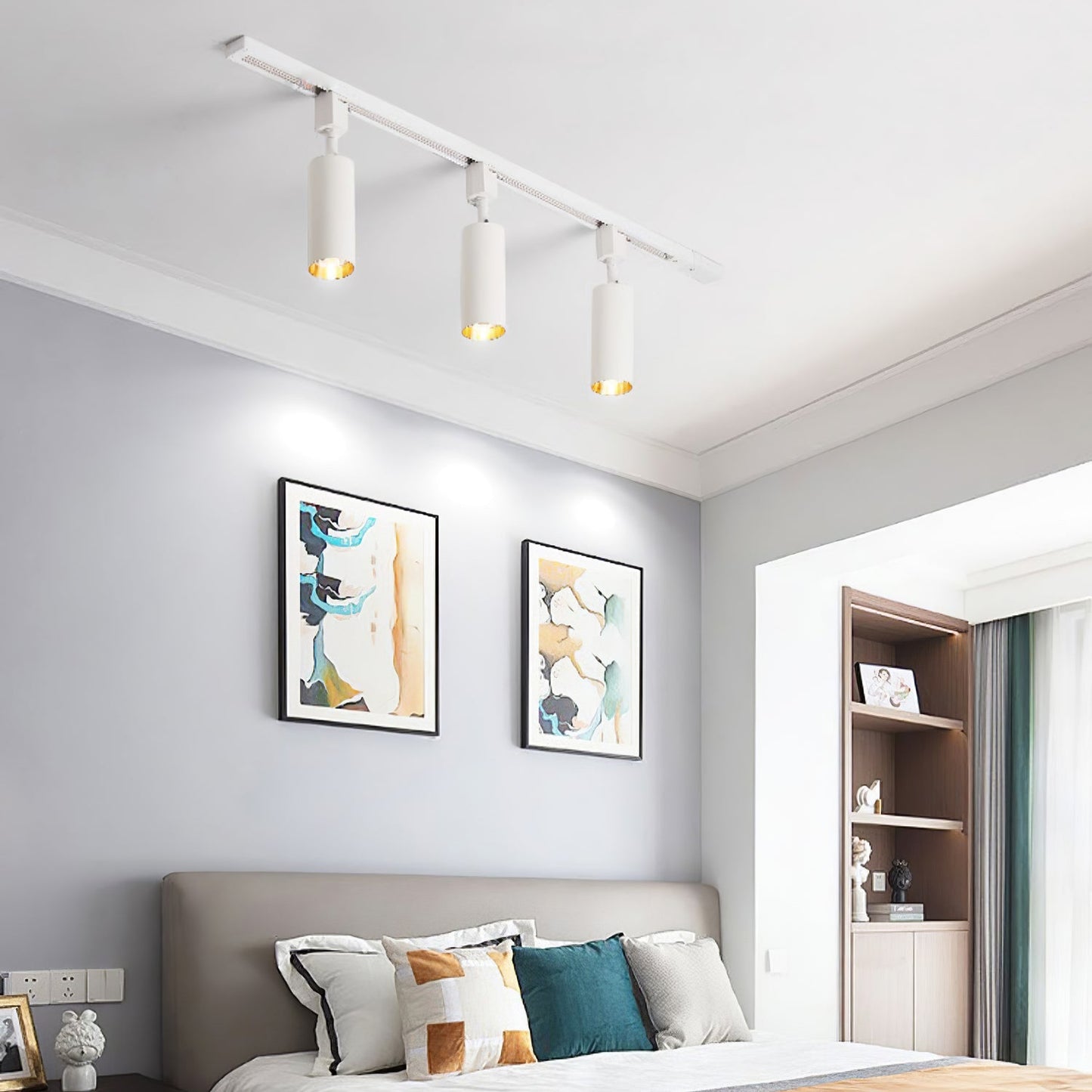 Sleek Cylinder Track Light | Dimmable, 30° Beam Angle & Ideal for Modern Interiors and Accent Lighting