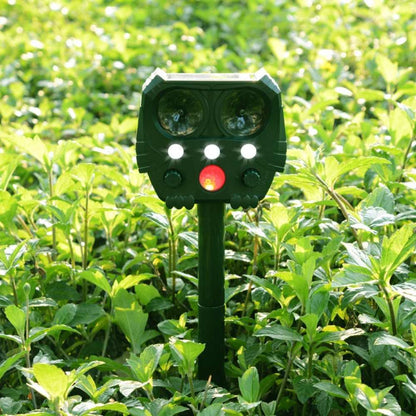 Ultrasonic Cat Repellent Device - Sonar Noise Deterrent for Cats, Dogs, Foxes, Rats & Squirrels - Effective Outdoor Animal Control